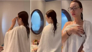 Cibelly Ferreira exibindo sua buceta molhada para o parceiro depois do banho