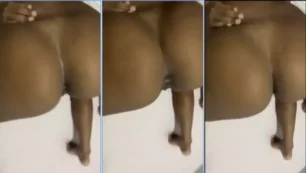 Cristiane Masca rebolando de quatro e mostrando tudo no OnlyFans