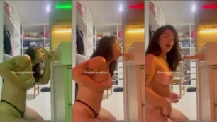 Maira Pedroso usa um brinquedo na cozinha enquanto se diverte com seu corpo