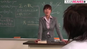 Giáo Sư Hoàng Chí Bảo